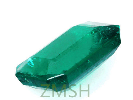 الزمرد الأخضر الزعفري الحجر الكريم الخام المصنوع في المختبر للمجوهرات الرائعة