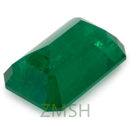 الزمرد الأخضر الزعفري الحجر الكريم الخام المصنوع في المختبر للمجوهرات الرائعة