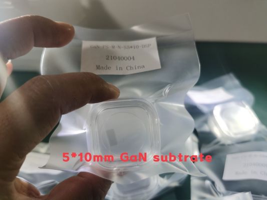 سعر جيد تخصيص حجم 5x10mm M محور قائم بذاته HVPE الغاليوم نيتريد رقاقة الانترنت
